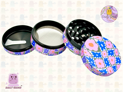 60's &amp; 70's Cute Flower Power Pink Purple Pattern - 50mm 4 Pièces Haute Qualité Custom Metal Herb Grinder Cadeau 