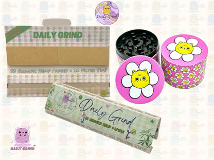 Chat mignon dans une fleur Kawaii Pink Daisy Design - 50mm 4 pièces de haute qualité personnalisé en métal broyeur d'herbes cadeau 