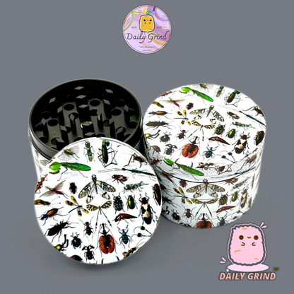 Insectes et insectes rampants effrayants style graphique vintage - 50 mm 4 pièces de haute qualité personnalisé broyeur d'herbes en métal cadeau 