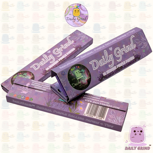 Feuilles à rouler Purple Kingsize Daily Grind™ avec pointes de cafard - Haute qualité, super mignonnes ! 33 feuilles + carte filtre.