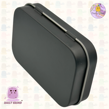 Années 90 Galaxie Planètes colorées Design de l'espace extra-atmosphérique 2oz Pilule de tabac noir Baccy Cachette Pièces Cristaux Bijoux Charnière Couvercle Étain Cadeau