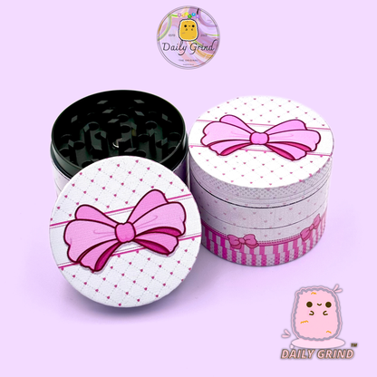 Jolie boîte avec un nœud rose – 50 mm, 4 pièces, broyeur d'herbes en métal personnalisé de haute qualité, cadeau 