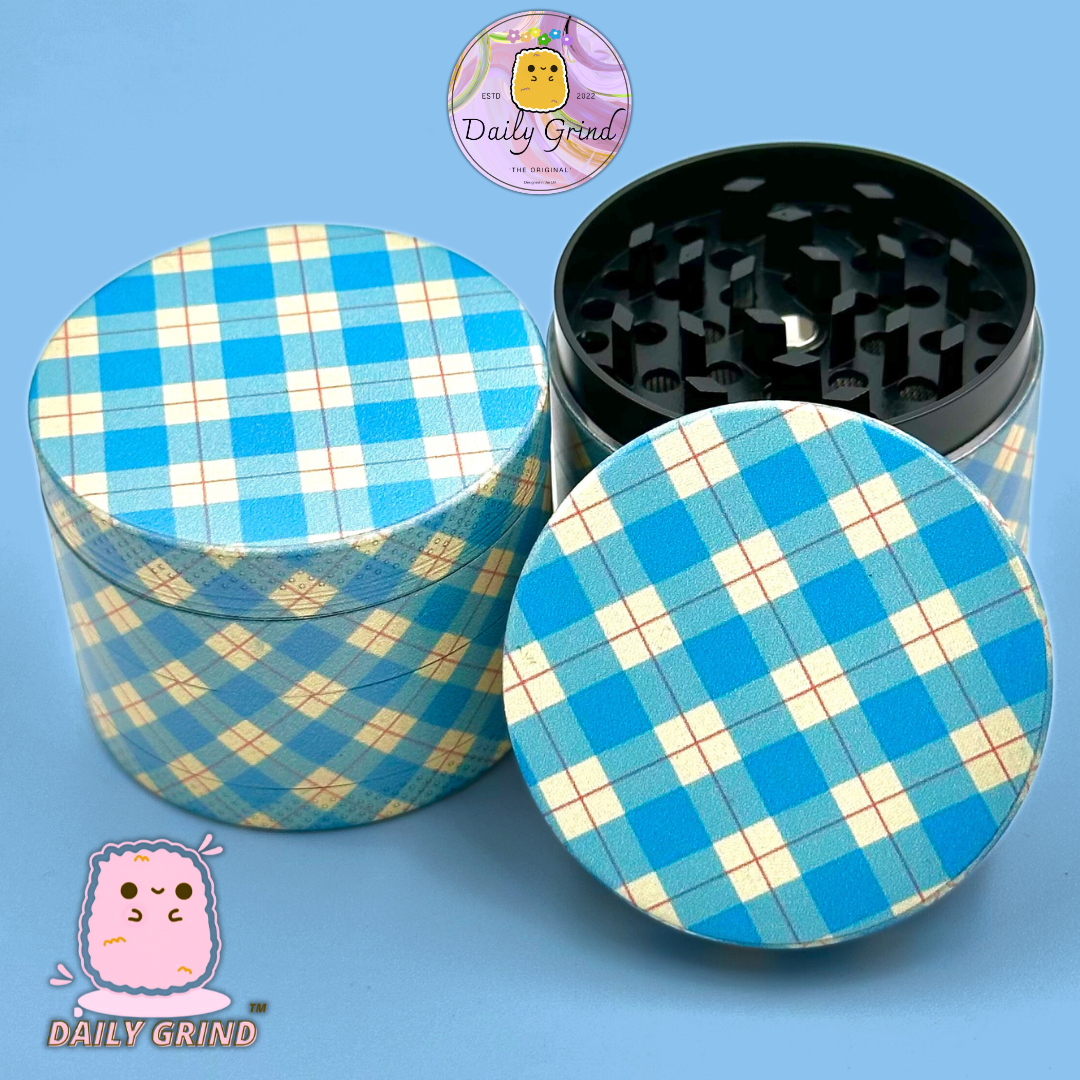 Blue Gingham Tartan Check Cute Cottage Pattern 50mm 4 Pièces Haute Qualité Personnalisé Métal Herb Grinder Cadeau 