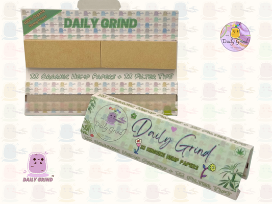 Papel de liar tamaño king de cáñamo Daily Grind™ con puntas para cucarachas: ¡alta calidad, súper lindo! 33 Hojas + Tarjeta Filtro. Regalo