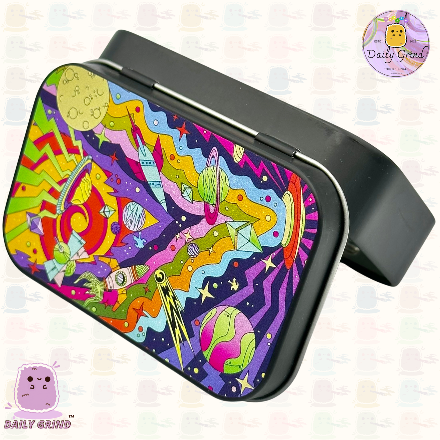 Crazy Cartoon Alien Abduction Colourful - 1oz Black / Crystal / Jewellery / Coins / Bits & Pieces / Hide / Money / Make-Up 1oz Black Hinge Lid Tin Box Gift - 9.5 x 6.2 x 2 cm - Cute Funny Metal Organiser Gift Idea