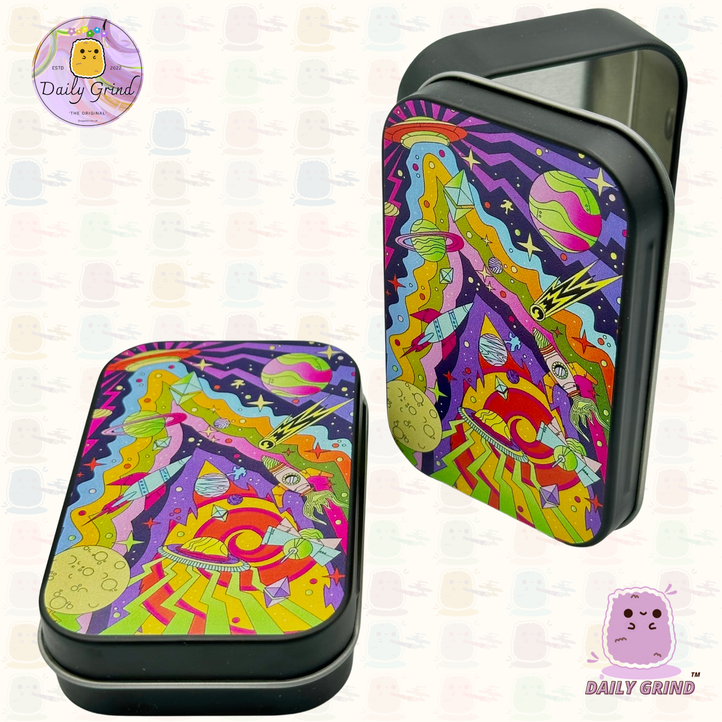 Crazy Cartoon Alien Abduction Colourful - 1oz Black / Crystal / Jewellery / Coins / Bits & Pieces / Hide / Money / Make-Up 1oz Black Hinge Lid Tin Box Gift - 9.5 x 6.2 x 2 cm - Cute Funny Metal Organiser Gift Idea