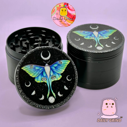 Beau papillon + cycles de lune lunaire Beau papillon nature spirituelle - 50mm 4 pièces de haute qualité personnalisé métal herbe broyeur cadeau 
