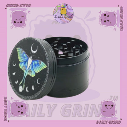 Beau papillon + cycles de lune lunaire Beau papillon nature spirituelle - 50mm 4 pièces de haute qualité personnalisé métal herbe broyeur cadeau 